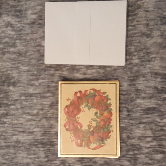 Set/17 Season's Greetings Fruit Wreath cards - Picture 2 of 3